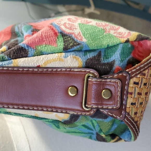 FOSSIL VINTAGE CLOTH‎ PURSE. Beautiful floral print. Zipper closure. - Picture 2 of 16